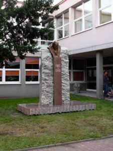 rzeźba z kamienia